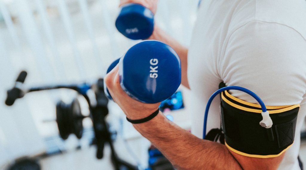 blood flow restriction (bfr) therapy session