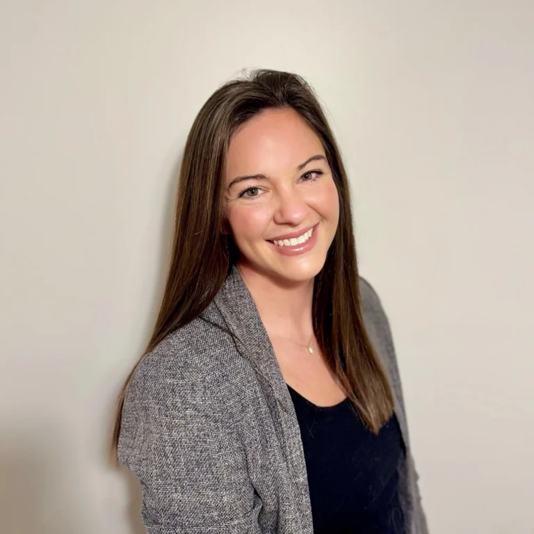 Ali Thompson, DPT